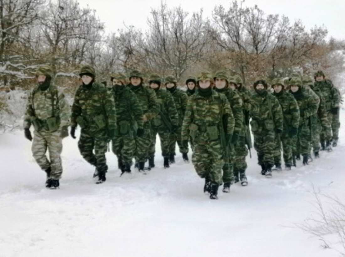 Επιχειρησιακή Εκπαίδευση της 50ης Μηχανοκίνητης Ταξιαρχίας στον χιονισμένο Έβρο (ΦΩΤΟ)