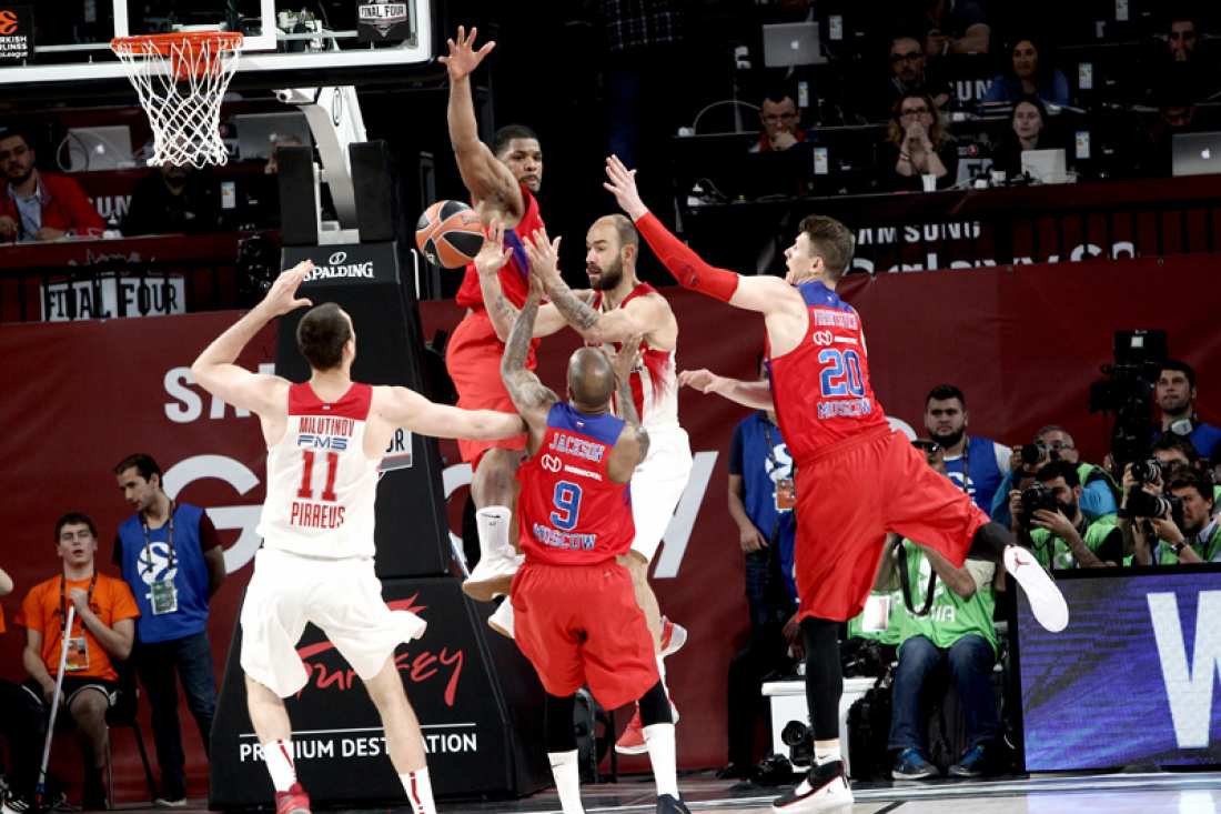 Στον τελικό του Final Four ο Ολυμπιακός με ένα σκληρό παιχνίδι που κρίθηκε στο νήμα!