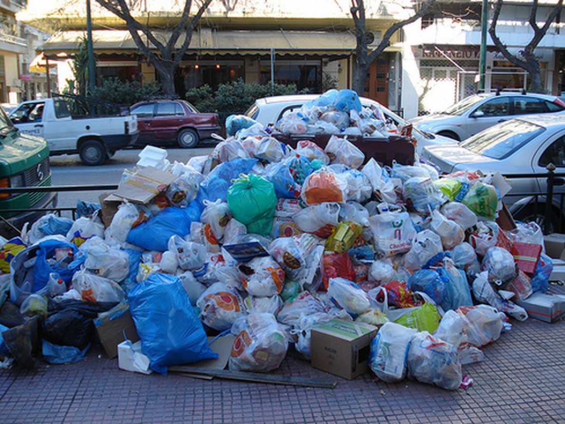 Θα πνιγεί στα σκουπίδια η Λάρισα για 4 μέρες