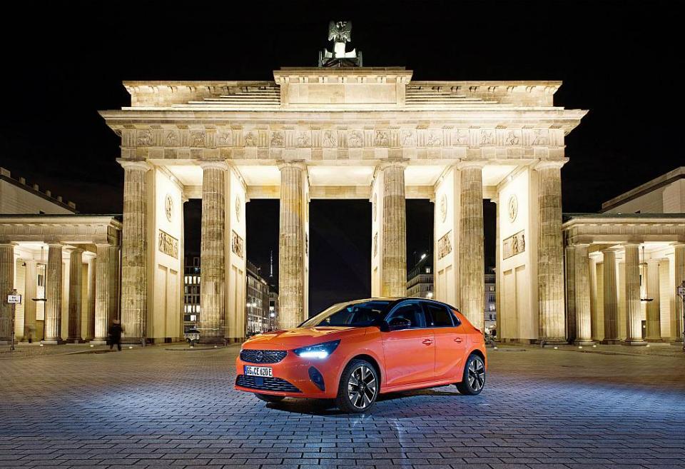 Οδηγούμε το πρώτο ηλεκτροκίνητο Corsa στην πανευρωπαϊκή παρουσίαση στο Βερολίνο 