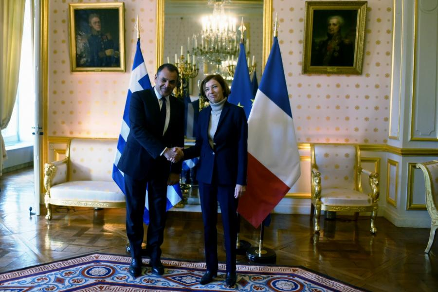 Υπογράψαμε προσύμφωνο για την απόκτηση δύο Γαλλικών φρεγατών «φρούρια» Belh@rra