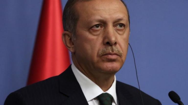 Ο Ερντογάν προχωράει σε... εκκαθαρίσεις εντός του κόμματος του