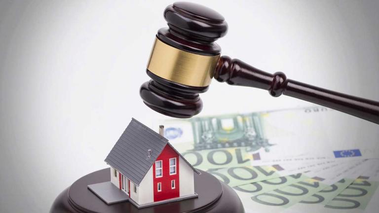 Οι δανειστές απειλούν την προστασία της πρώτης κατοικίας