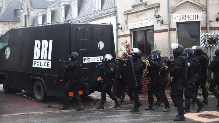 Γαλλία: Οι αρχές ανησυχούν για την "εσωτερική" απειλή, δύο χρόνια μετά τις επιθέσεις των τζιχαντιστών στο Παρίσι 