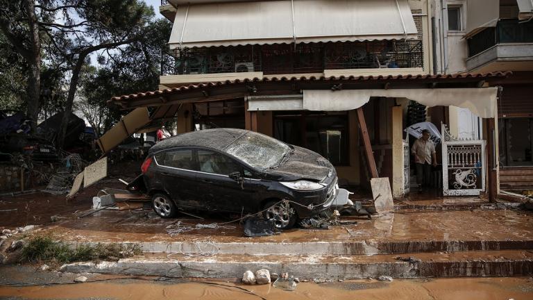 Τραγωδία δίχως τέλος στη Μάνδρα - ¨Ενας ακόμη νεκρός, θύμα της πλημμύρας