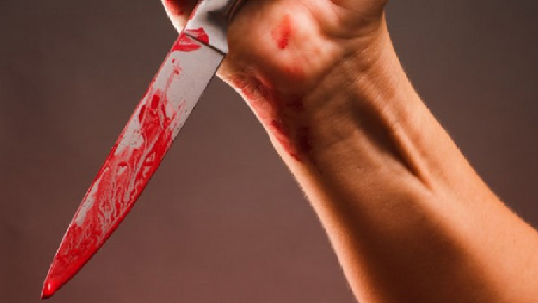 Ηράκλειο: 26χρονη μαχαίρωσε δι' ασήμαντον αφορμή τον 36χρονο γείτονά της!!!