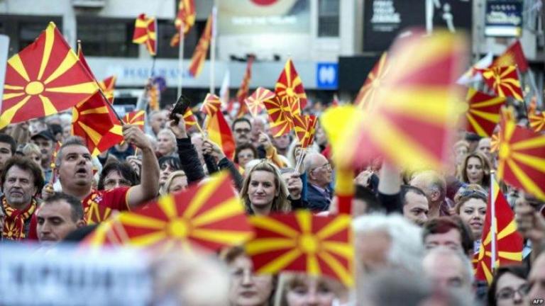 Ονομασία ΠΓΔΜ: Εθνικιστικό παραλήρημα από τα Σκόπια