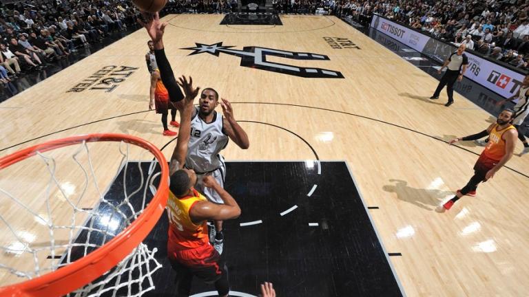 NBA: Στέλνει στα πλέι οφ τους Spurs ο Aldridge! (BINTEO)