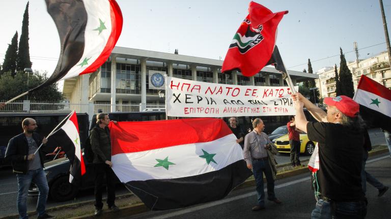 Διαδήλωση κατά του πολέμου στη Συρία στο κέντρο της Αθήνας