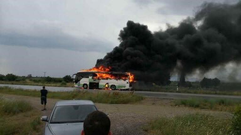 Τρομακτική... ατυχία: Κεραυνός χτύπησε λεωφορείο των ΚΤΕΛ Έβρου γεμάτο επιβάτες! (ΦΩΤΟ)