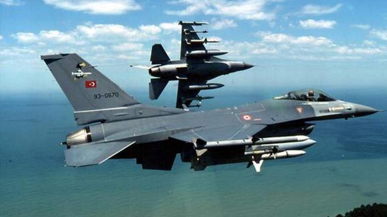 Τουρκικά F-16 έκαναν εφτά υπέρπτησεις πάνω από ελληνικά νησιά