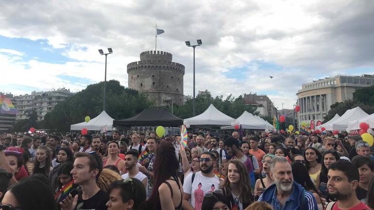 7ο Thessaloniki Pride: Ξεκίνησε πριν από λίγη ώρα με πλήθος κόσμου