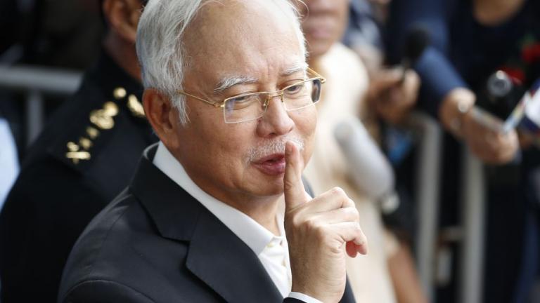 Συνελήφθη ο πρώην πρωθυπουργός της Μαλαισίας Νατζίμπ Ραζάκ για μεγάλο σκάνδαλο