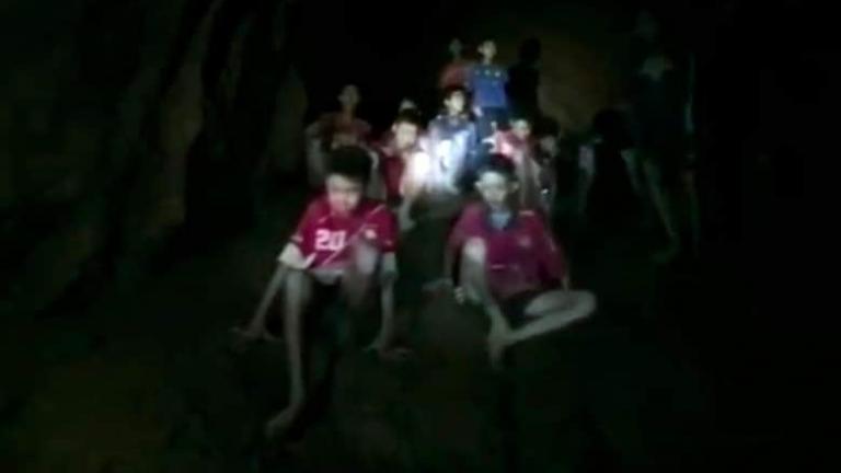 Ταϊλάνδη: "Περιορισμένος" είναι ο χρόνος για τη διάσωση των εγκλωβισμένων παιδιών, δήλωσαν για πρώτη φορά οι διασώστες 
