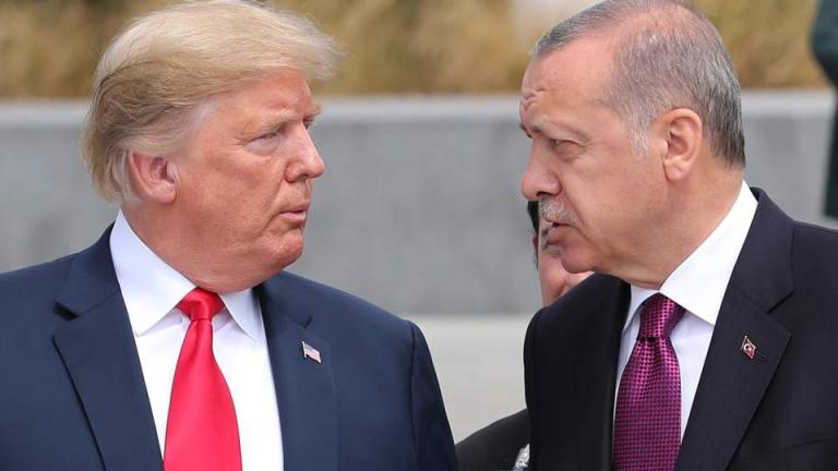 Πως φθάσαμε στον «ακήρυχτο πόλεμο» ΗΠΑ-Τουρκίας μετά την επανεκλογή Ερντογάν-Το χρονικό