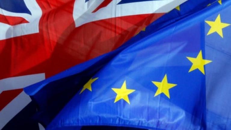ΕΕ-Βρετανία: Το θέμα του ελέγχου των ιρλανδικών συνόρων καθυστερεί τη συμφωνία για το Brexit
