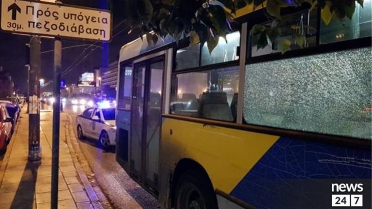 Νέες επιθέσεις σε λεωφορείο στη Λ. Συγγρού