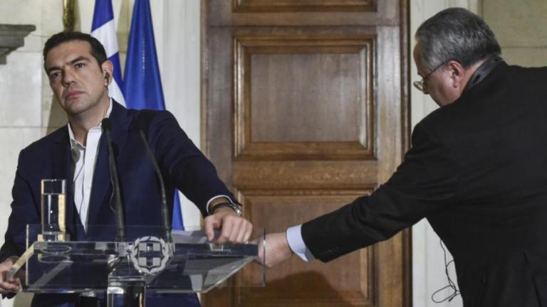 Με πολιτικό όρκο θα ορκιστεί ο Αλέξης Τσίπρας υπουργός Εξωτερικών