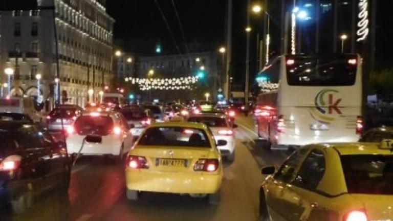 Μετ' εμποδίων η κυκλοφορία στους δρόμους της Αθήνας-Δείτε LIVE την κίνηση