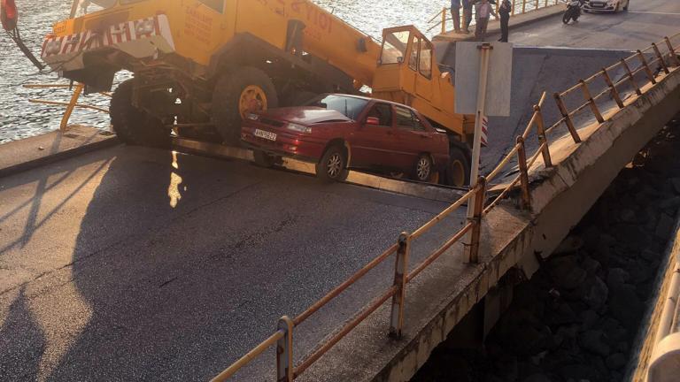 Κατέρρευσε γέφυρα στην Καβάλα - Κινδύνευσαν οι ζωές οδηγών