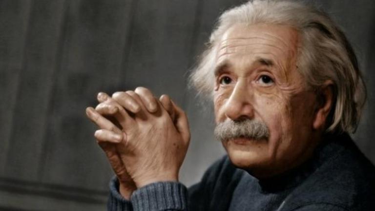 Σαν σήμερα 16 Δεκεμβρίου 1915  ο Άλμπερτ Αϊνστάιν δημοσιεύει τη νέα «Θεωρία της Σχετικότητας»