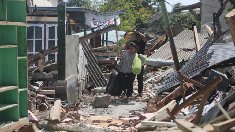 Τον αποκαλούν διεθνώς ως «αναλυτή τρόμου» ή «μύστη των σεισμών» και αυτή τη φορά προβλέπει σεισμό-τέρας 8 Ρίχτερ στις 10 Δεκεμβρίου