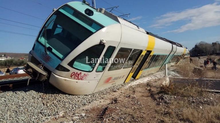 Τρένο εκτροχιάστηκε και τούμπαρε στο Λιανοκλάδι (ΦΩΤΟ)