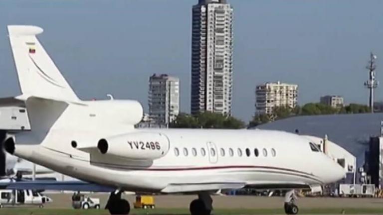 Νέα τροπή παίρνει το θρίλερ με την περιβόητη προσγείωση του κυβερνητικού αεροσκάφους της Βενεζουέλας στο Ελ.Βενιζέλος-Η εκδοχή με την πώληση χρυσού της Βενεζουέλας από βουλευτή της αντιπολίτευσης (video)