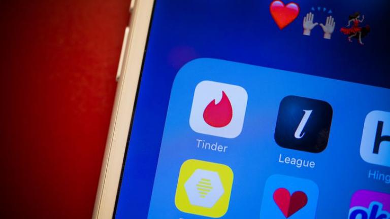 Αναζητώντας συντροφιά μέσα από ένα dating app