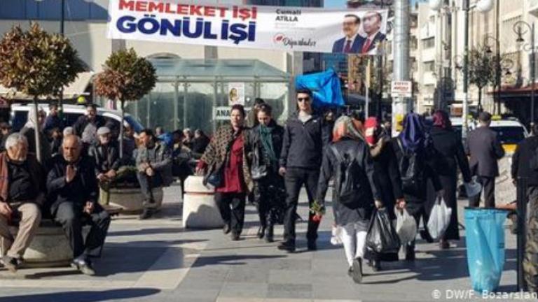 Χρέη εκατομμυρίων από τους "εκλεκτούς" του Ερντογάν