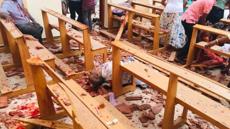 Ματωμένο Πάσχα στη Σρι Λάνκα: Περισσότεροι από 130 νεκροί από τις φονικές εκρήξεις (video)