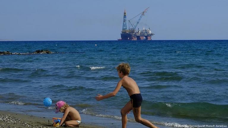 Στην ΕΕ οι ελπίδες της Κύπρου για την αναχαίτιση της «εισβολής» του «Πορθητή»