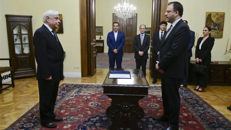 Ορκίστηκε ως νέος υπουργός Τουρισμό ο Θανάσης Θεοχαρόπουλος