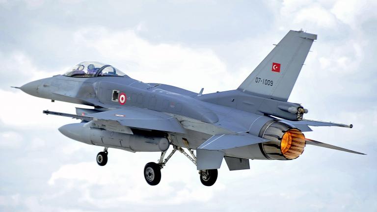 Σε παραβιάσεις του εθνικού εναέριου χώρου προχώρησαν 20 τουρκικά αεροσκάφη την Τετάρτη