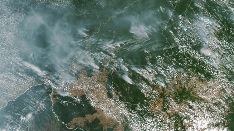 Ο Μπολσονάρου κατηγόρησε τις ΜΚΟ για τις πυρκαγιές στον Αμαζόνιο