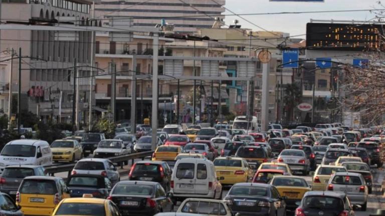 Απελπιστική η κατάσταση στους δρόμους της Αθήνας - Δείτε live την κίνηση