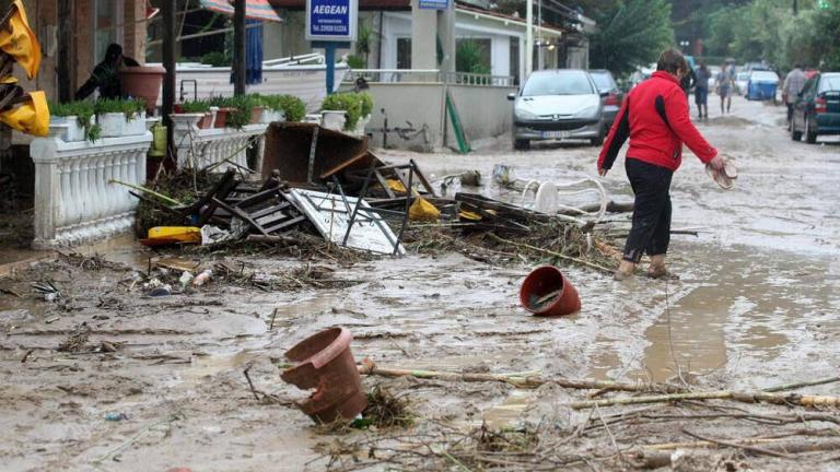 Κακοκαιρία: Η 3η φάση του «Γηρυόνη» φέρνει νέες σφοδρές καταιγίδες