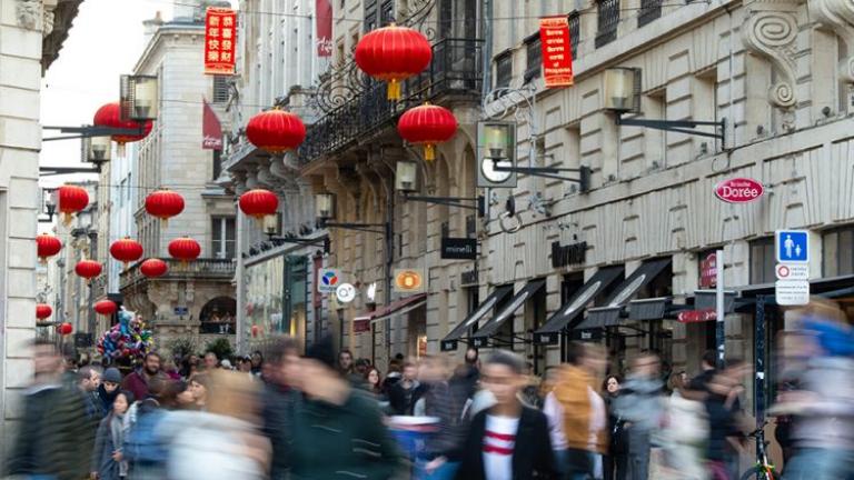 Γαλλία: Το Παρίσι ακυρώνει την παρέλαση για την κινεζική Πρωτοχρονιά