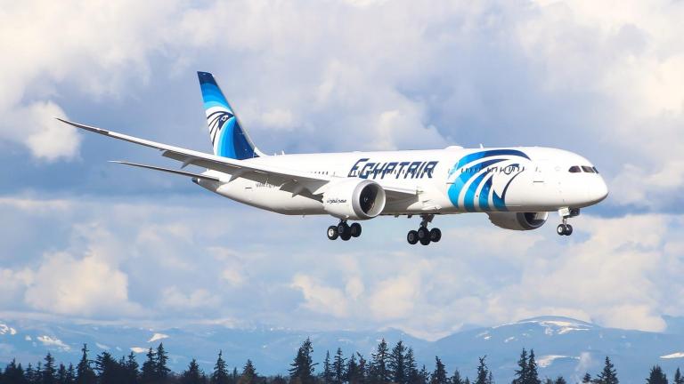 Κοροναιός: Η Egyptair επαναφέρει τις πτήσεις της προς την Κίνα