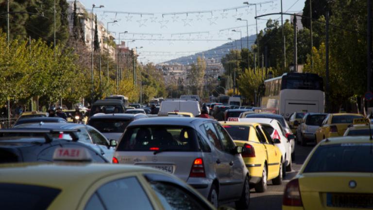 Στο κόκκινο η κίνηση στους δρόμους της Αθήνας - Δείτε live την κίνηση
