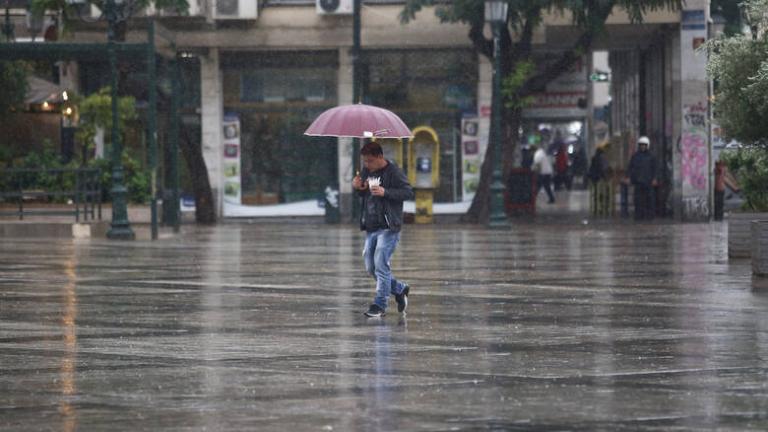 Βροχές και καταιγίδες για τη Δευτέρα 23/3 - Ύφεση από το βράδυ - Κακοκαιρία και πάλι από Τετάρτη