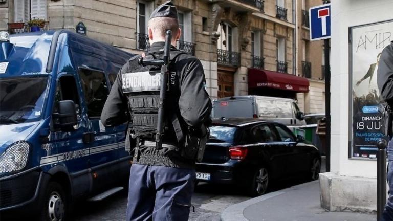 Έληξε η αστυνομική επιχείρηση σε εμπορικό κέντρο στο δυτικό Παρίσι