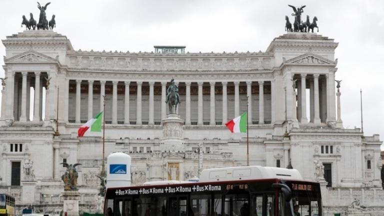 Η Ιταλία ανοίγει τα σύνορα για να σώσει τον τουρισμό της