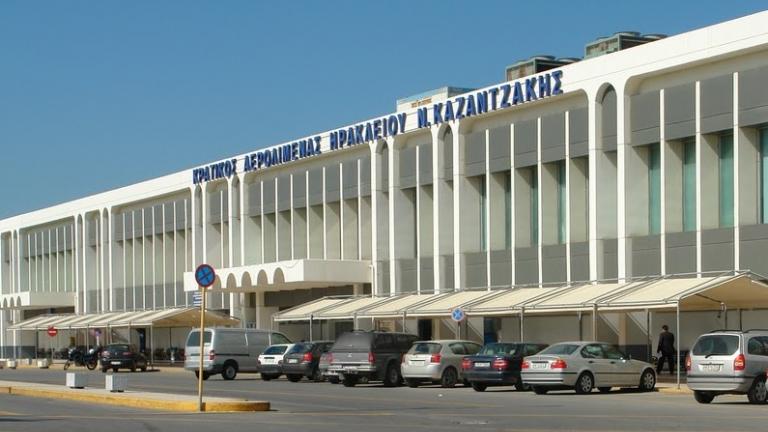 Κρήτη: Θετικό κρούσμα σε εργαζόμενη του αεροδρομίου "Ν. Καζαντζάκης"