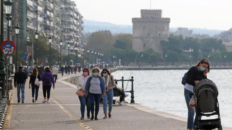 Η μεγάλη αύξηση κρουσμάτων στη Θεσσαλονίκη οδηγεί προς ολικό lockdown στην πόλη