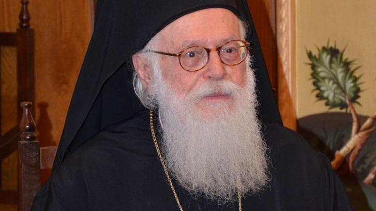 Τις θερμές του ευχαριστίες εξέφρασε ο Αρχιεπίσκοπος Αναστάσιος που εξήλθε του νοσοκομείου