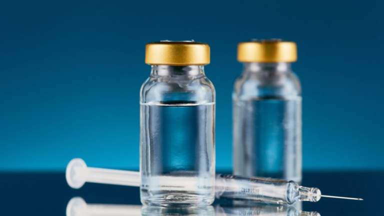 CDC: Σπάνιες οι σοβαρές αλλεργικές αντιδράσεις στο εμβόλιο της Moderna