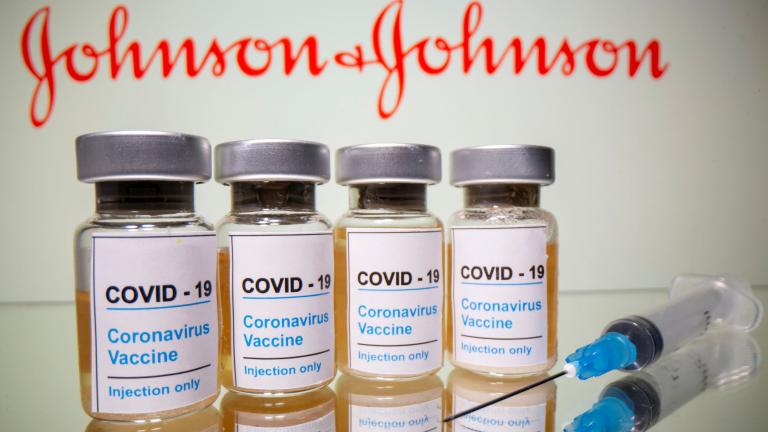 FDA: Δεν έχει διαπιστωθεί αιτιώδης συνάφεια μεταξύ θρομβώσεων και του εμβολίου της J&J