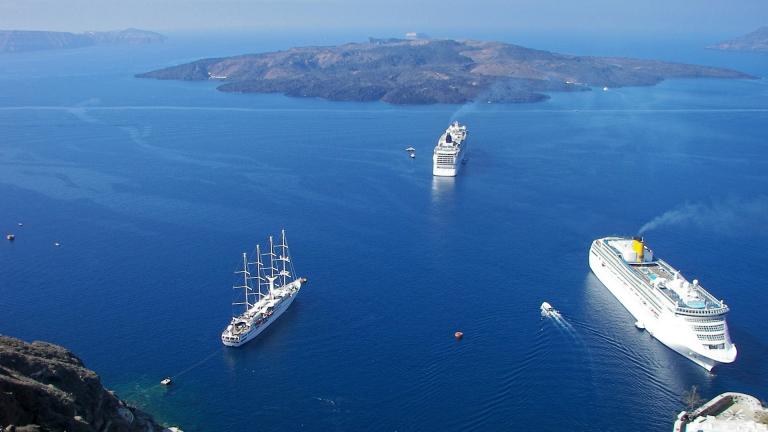TUI και Aida ξεκινούν τις κρουαζιέρες στα ελληνικά νησιά τον Μάιο