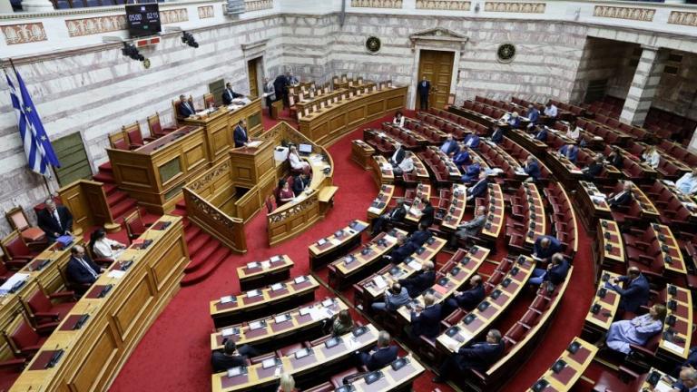 Βουλή: Συζήτηση σε επίπεδο πολιτικών αρχηγών για το εθνικό σχέδιο αντιμετώπισης της πανδημίας